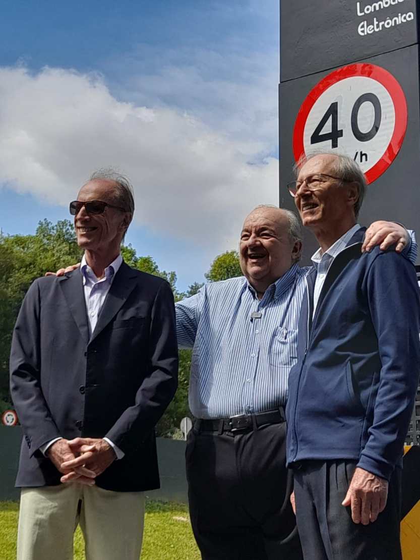 Primeira_lombada_eletrÃ´nica_do_mundo_agora_estÃ¡_na_Escola_PÃºblica_de_TrÃ¢nsito_de_Curitiba-1