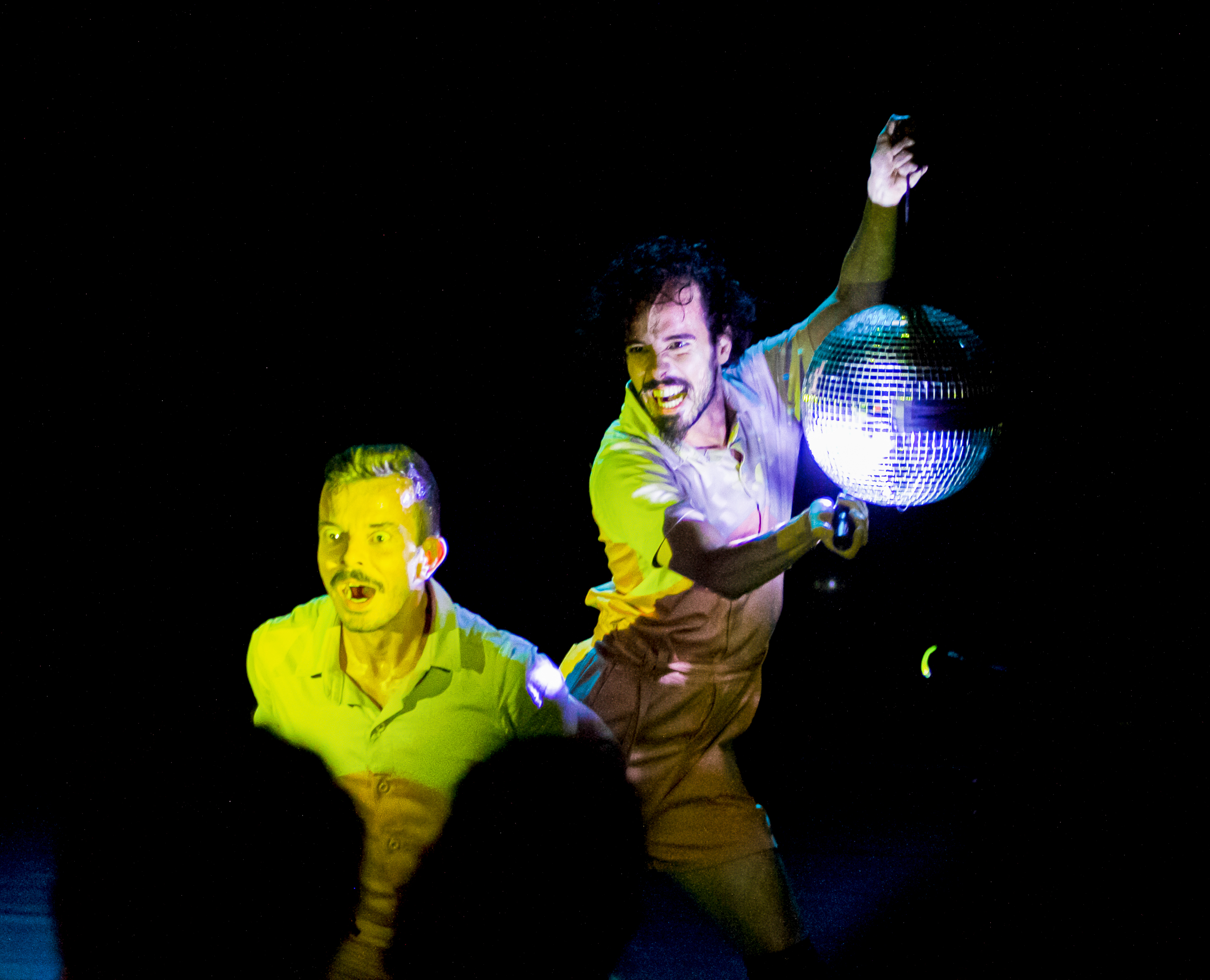 19I20AG159--1--2--1-