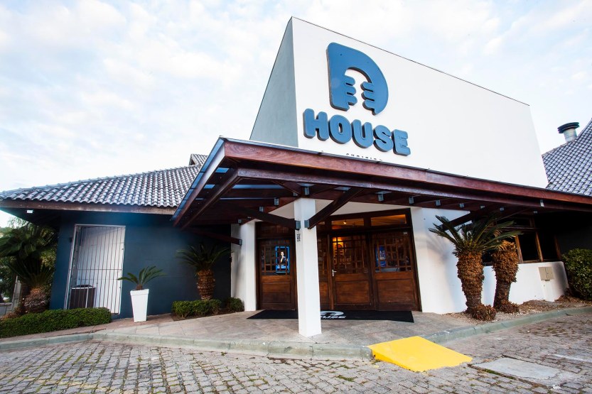 Dhouse - foto Cauby Ross