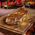 OX Room Steakhouse – filé folheado a ouro – foto Nakayana Teixeira&nbsp;divulgacao