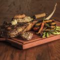 OX Room Steakhouse – Tomahawk – foto Munir Bucair&nbsp;divulgacao