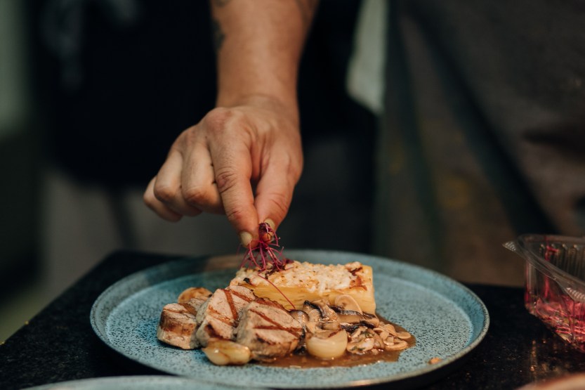 b87898f09a436124140aa94fa68ae4a5