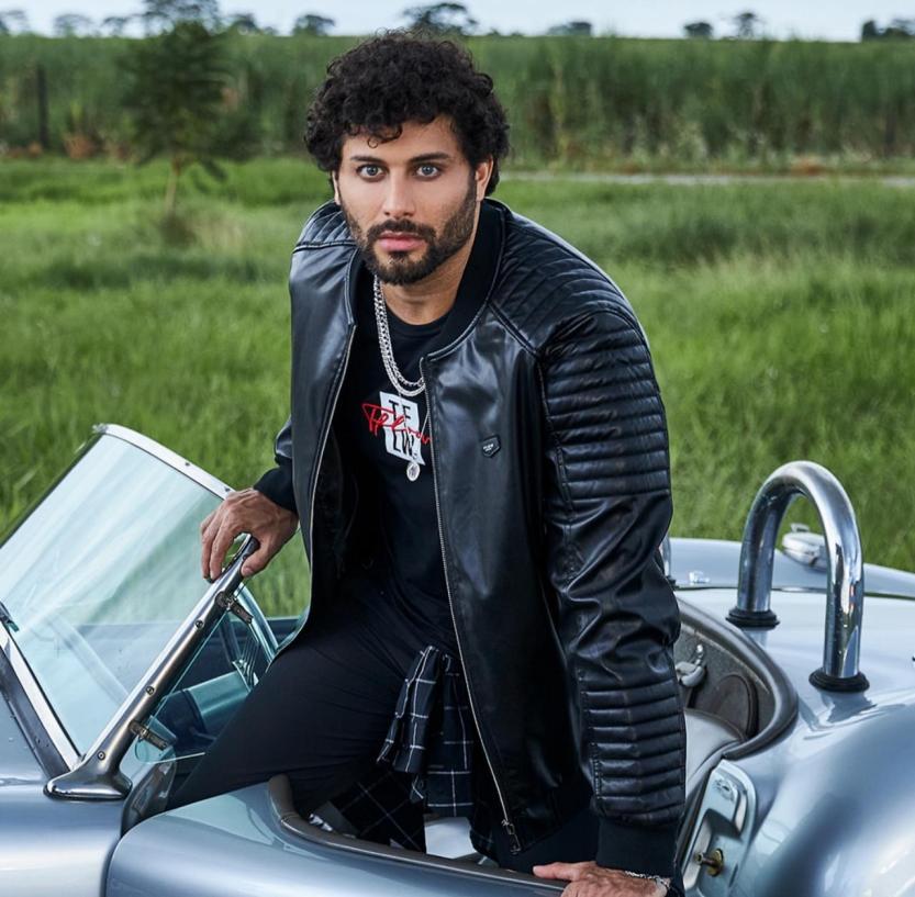 Modelo e DJ Jesus Luz