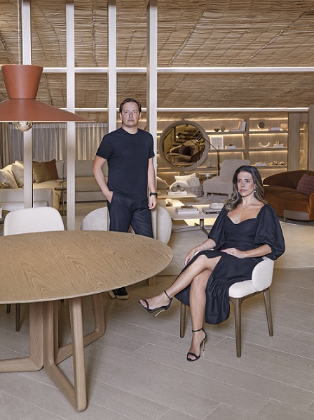 AndrÃ©_Leite_e_Bruna_Ximenes_-_Mostra_Artefacto_Beach_&amp;_Country_-_CrÃ©dito_Raphael_Briest_(2)