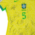 Camisa da Seleção Brasileira autografada por todos os jogadores_Leilão_